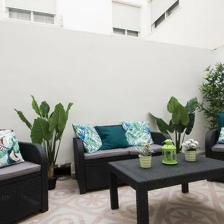 Stylish *new* In W/ 4 Bedrooms