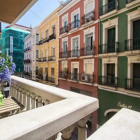 Appartement Stylish *new* In W/ 4 Bedrooms Alicante