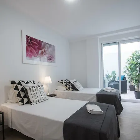 Stylish *new* In W/ 4 Bedrooms Alicante